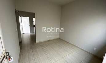 Imagem 2: Casa para aluguel, 2 quartos, 1 vaga, Jardim das Palmeiras - Uberlândia/MG