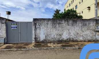 Imagem: Uma casa de 03 quartos com um suíte no