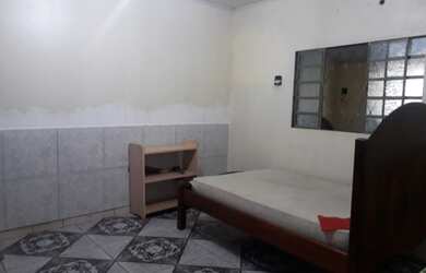 Imagem 4: 12- Casa em Terra Vermelha