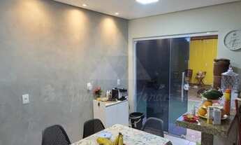 Imagem 6: CASA À VENDA COM 5 DORMITÓRIOS, SENDO 1 SUÍTE, 197m², R$865.000,00, BAIRRO SANTO ANTÔNIO