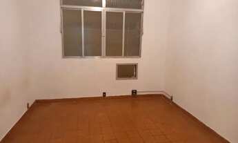 Imagem 3: Padre Miguel - Rua Santa Glicéria - Imóvel com 495M2 - vendo ou alugo