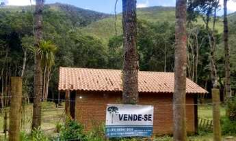 Imagem 3: Lindo terreno beira rio, com aconchegante chalé recém construído no Vale das Flores, Visco