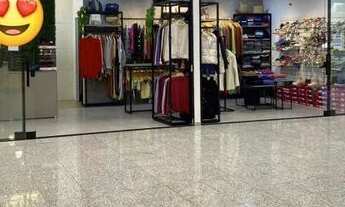 Imagem: Loja Roupas e Calçados dentro de Supermercado