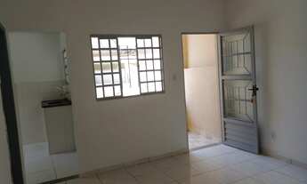 Imagem 2: Ótimo Local ! Casa com 1 dormitório