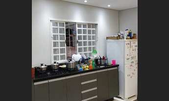 Imagem 2: Atenção! urgente! Vendo excelente lote com casa! Vista Privilegiada! 200m²!Cond.Fechado!