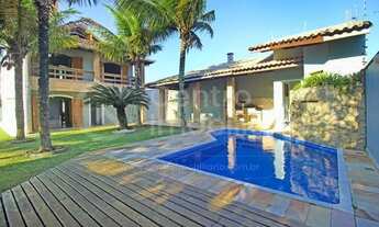 Imagem: CASA à venda com piscina e 6 quartos em