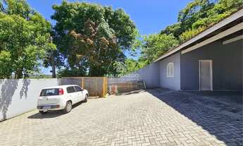 Imagem 2: Imóvel para venda possui 300 metros quadrados com 4 quartos