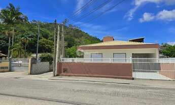 Imagem 2: Casa frente mar em Sambaqui!