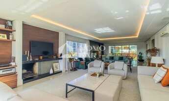 Imagem 3: Apartamento á venda com 3 suítes e 3 vagas no Bairro Três Figueiras em Porto Alegre/RS