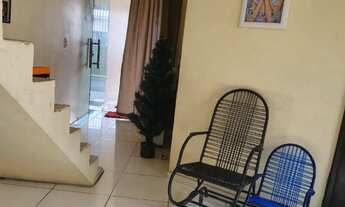 Imagem: Vendo Casa Paar Próximo Canteiro Central