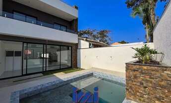 Imagem: Sobrado c/ suíte e piscina na faixa do