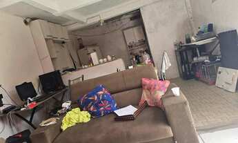 Imagem 4: Prédio de 4 andares a venda