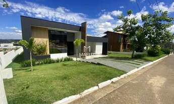 Imagem: Casa com 4 dormitórios à venda, 220 m²