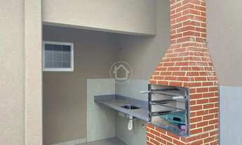 Imagem 3: CASA AMPLA COM JARDIM!