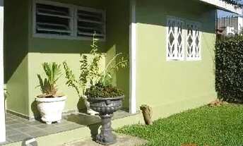 Imagem 5: Casa em Porto Alegre, no bairro Ipanema, com 3 dormitório(s), e 3 banheiros, à v