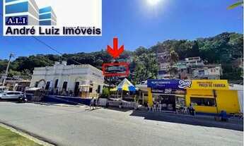 Imagem: Terraço amplo e coberto com vista para