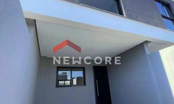 Imagem: Sobrado em Rua 406 B - Morretes - Itapema/SC