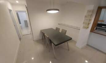 Imagem 2: Aluga - Apartamento 2 quartos sendo 1 suite, repleto de armários, 106m2 Tijuca - Rio de Ja