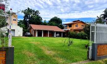 Imagem: Praia de Canasvieiras, terreno com 976