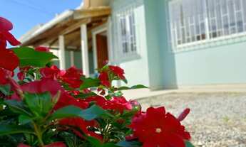 Imagem 2: Sobrado para venda possui 74 metros quadrados com 2 quartos em Madri - Palhoça - SC