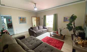 Imagem: Casa 3 dorm. Com suíte e closet nos Campos