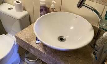 Imagem 7: Casa no centro da cidade ocidental