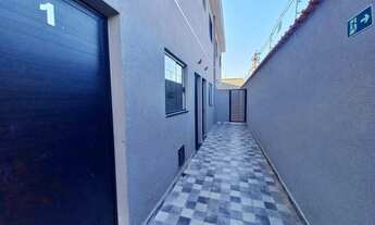 Imagem 3: Casa de condomínio para venda com 56M², 2 dormitórios e 400 metros da praia no bairro do M