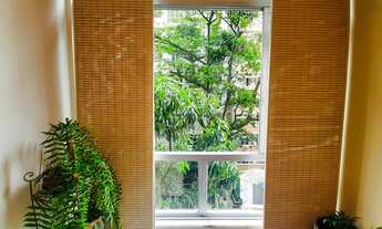 Imagem 2: Apartamento para venda tem 96 metros quadrados com 3 quartos em Leme - Rio de Janeiro - RJ