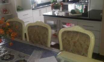 Imagem 6: Casa para venda possui 230 metros quadrados com 4 quartos em Vila Camilópolis - Santo Andr