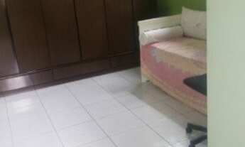 Imagem 3: Casa para venda possui 230 metros quadrados com 4 quartos em Vila Camilópolis - Santo Andr