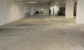 Imagem 6: Espaço comercial com 432m2, novíssimo, nunca habitado