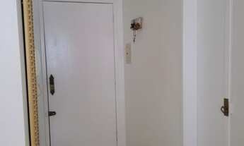 Imagem 2: PORTO ALEGRE - Apartamento Padrão - CRISTAL