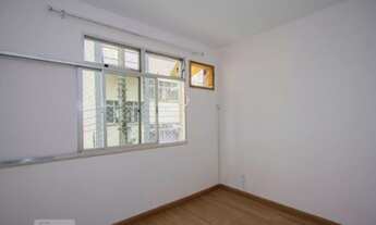 Imagem 4: Apartamento para venda possui 48 metros quadrados com 2 quartos em Laranjeiras - Rio de Ja