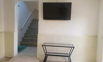 Imagem 7: Sala reformada com 12 m², com ar condicionado. Recepção e 2 vagas privativas para os cl