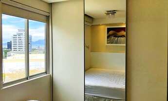 Imagem 6: Maravilhoso Loft Mobiliado no Centro de Floripa, com vista para o mar e garagem privativa