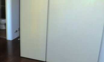 Imagem 3: Kitnet Centro Nobre, Poliedro / Hexag. Armários, Divisória, garagem coberta. Piso laminado