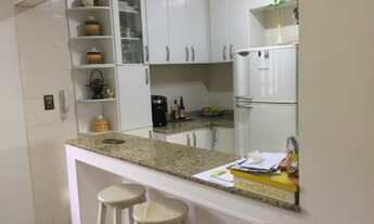 Imagem 6: Amplo sobrado com sacada e 4 vagas de garagem em Jardim do Estádio - Santo André - SP