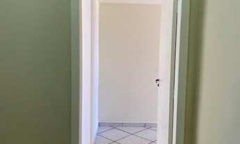 Imagem 5: Sala com recepção, mais quatro salas amplas, todas com piso cerâmico e divisórias de gesso