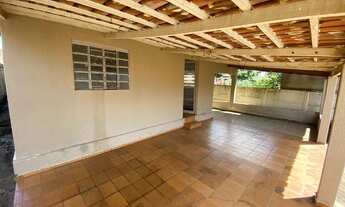 Imagem 4: Vendo casa 3 quartos no centro de Nerópolis próximo a prefeitura e comércios