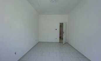 Imagem 2: 2 Casas em condomínio fechado