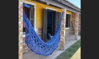 Imagem 3: Casa para venda com 100 metros quadrados com 4 quartos