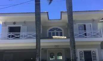 Imagem 2: Casa de condomínio sobrado para aluguel tem 450 metros quadrados com 5 quartos