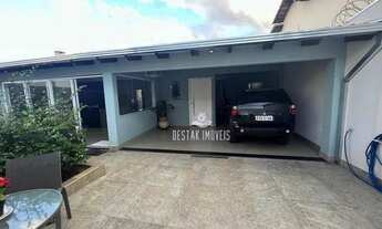 Imagem 2: Casa com 3 dormitórios à venda, 220 m² por R$ 1.000.000 - Cidade Jardim - Uberlândia/MG