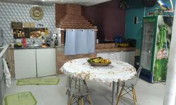 Imagem 7: Excelente aqui no massaguaçu com três dormitórios e piscina linda, linda !!