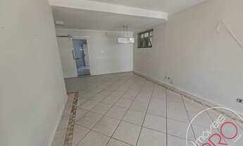 Imagem 3: Brooklin , Casa com 240 de área útil , 8 salas ou 5 quartos, 3 banheiros, lavabo, 2 vagas