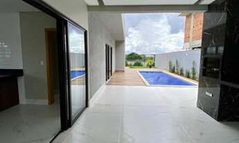 Imagem 6: Casa de condomínio térrea para venda possui 455 metros quadrados com 3 quartos