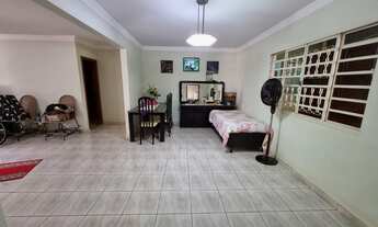 Imagem 4: Casa para venda possui 250 metros quadrados com 3 quartos em Ceilândia Sul - Brasília - DF