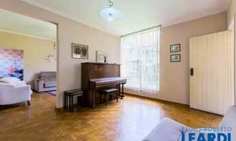 Imagem 2: SOBRADO - ACLIMAÇÃO - SP