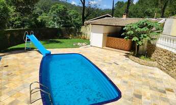 Imagem 2: Casa de condomínio para aluguel possui 815 metros quadrados com 3 quartos