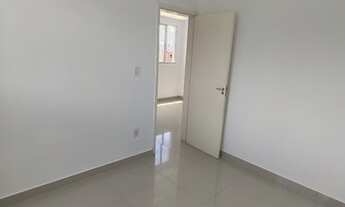 Imagem 3: Apartamento para aluguel tem 50 metros quadrados com 2 quartos em Centro - Lauro de Freita